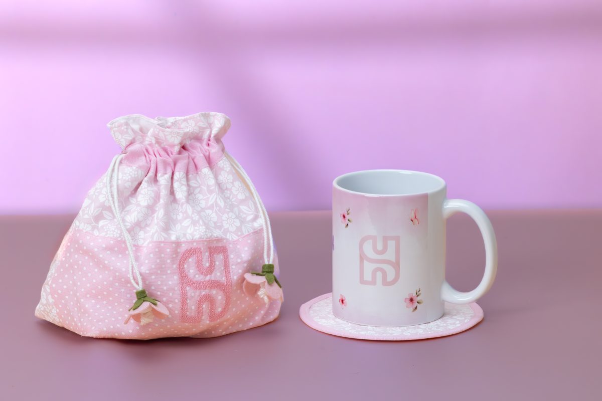 H Store Mug & Bag Set - Image 1